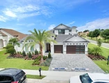 PGT EV ABD HeritageGreen exterior SH5400 PW5420