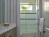 PGT WGA Neal bath PW7720A
