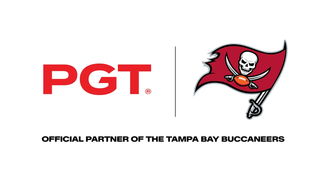 PGT es socio oficial de los Tampa Bay Buccaneers. El logotipo de PGT aparece a la izquierda del logotipo de Tampa Bay.